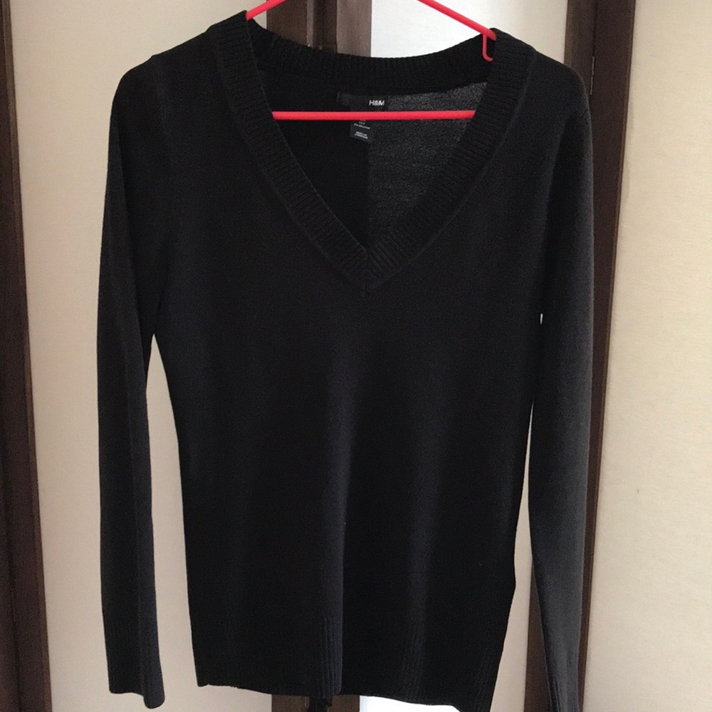 H&M Black V-Neck Sweater